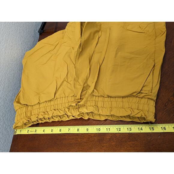 Gap Fit Casual Shorts M Camel Tan High Rise Elastic Waist Everyday Lounge Staple - Picture 5 of 8